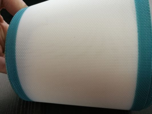 खदान उद्योग के लिए 100% पॉलिएस्टर सर्पिल बेल्ट वायर मेष कन्वेयर बेल्ट