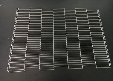 टिकाऊ फ्लैट वायर मेष कन्वेयर बेल्ट Flat खाद्य वितरण और स्टॉक में सुखाने